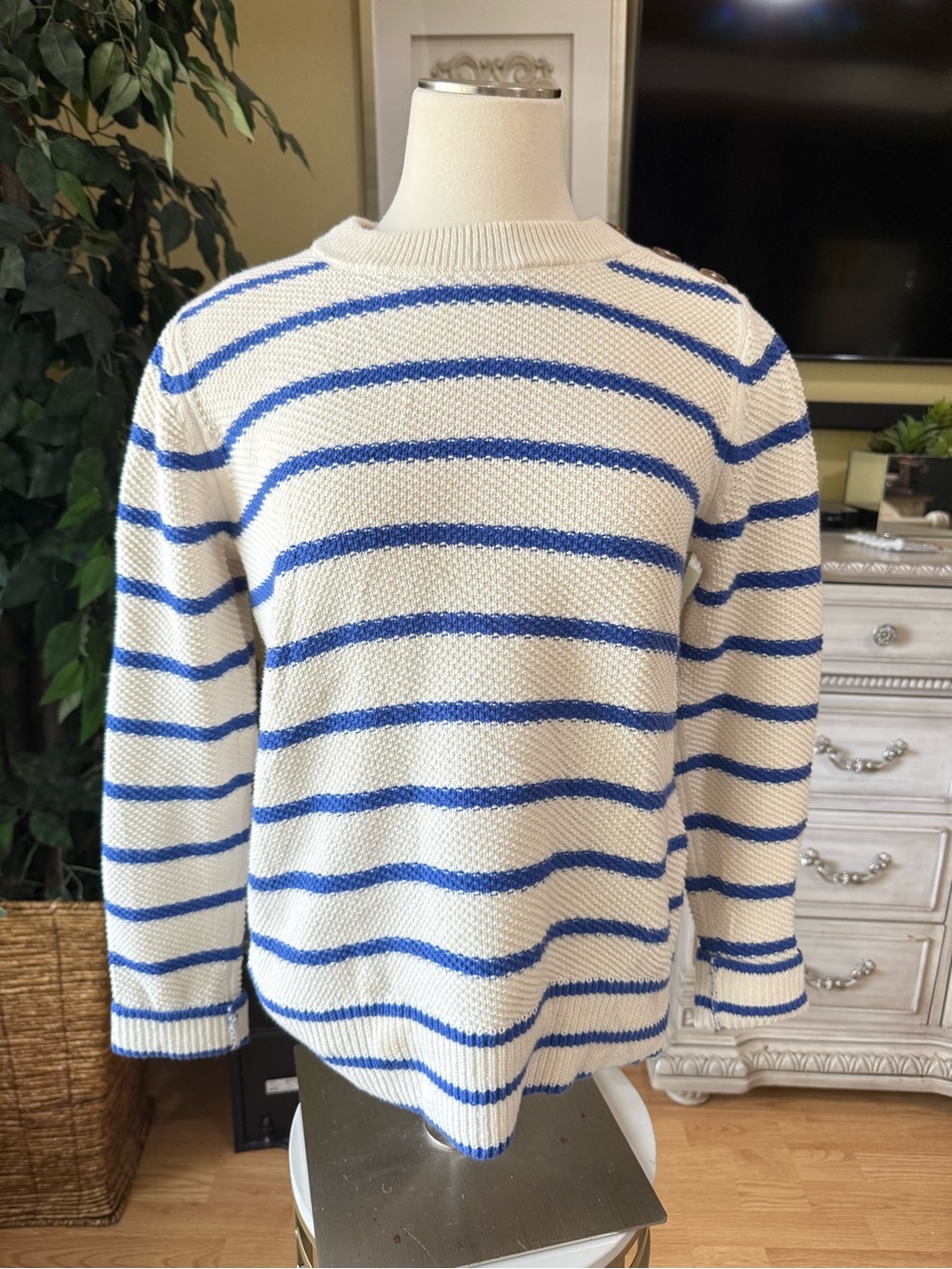 Boden Striped Textured Cotton Sweater Women’s Small Ivory Blue Shoulder Buttons